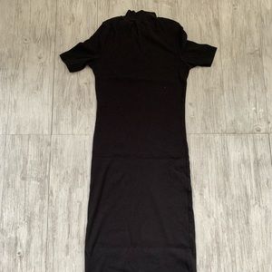 Below the knee Zara dress